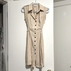 EUC beautiful button down collard dress
